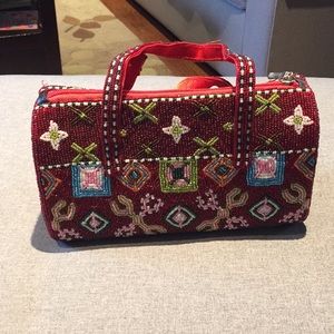 Bed Beaded Purse